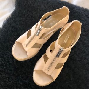 Michael Kora Damita Wedge